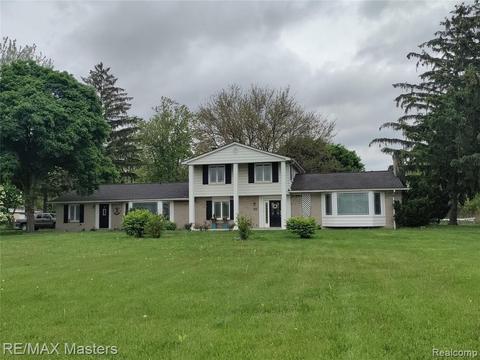 3359 Will Carleton Rd, Flat Rock, MI 48134 photo 1