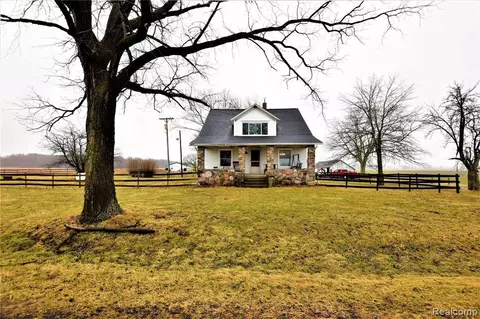 3186 E Howell Rd, Webberville, MI 48892 photo 1