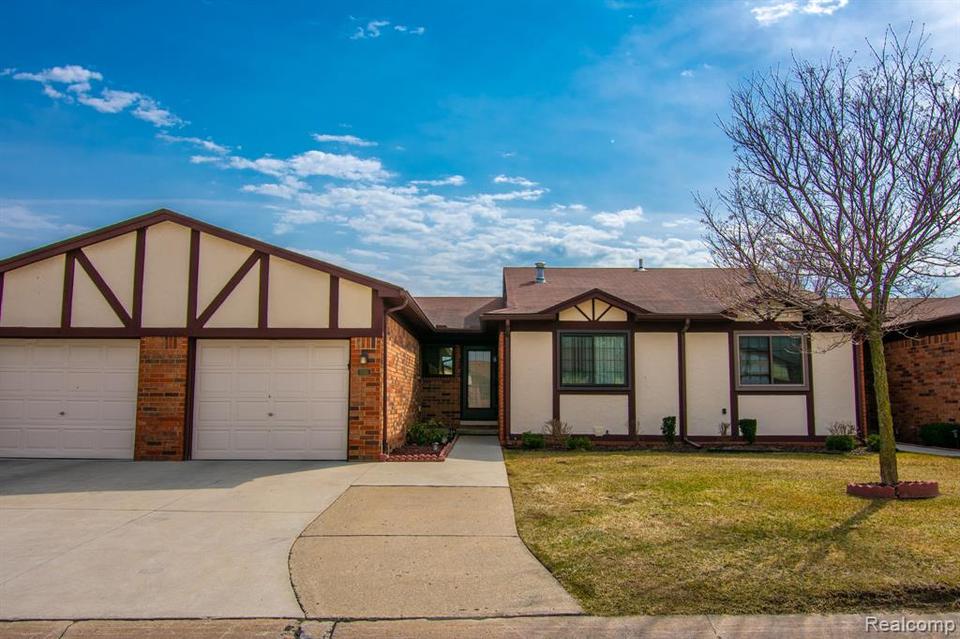  5316 Rene Dr, Warren, MI 48091 photo 1