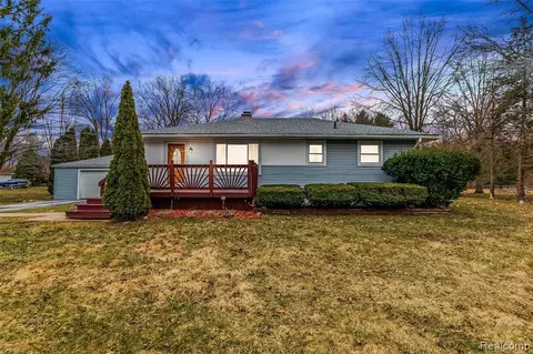 12055 Bunton Rd, Willis, MI 48191 photo 1