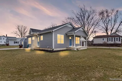 12482 Maxwell Rd, Carleton, MI 48117 photo 1