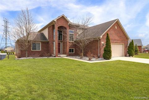 52936 Elan Dr, Macomb, MI 48042 photo 1