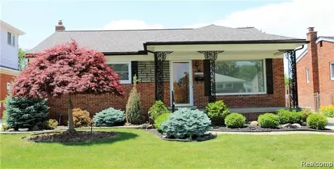 24905 Johnston Ave, Eastpointe, MI 48021 photo 1