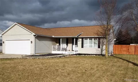 8018 Morrish Rd, Flushing, MI 48433 photo 1