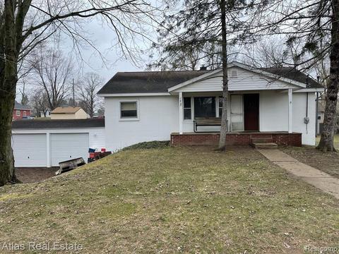 149 Sherman, Highland, MI 48357 photo 1