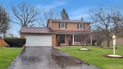 3030 Pinehill Pl, Flushing, MI 48433 photo 1