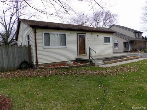 8108 Pardee Rd, Taylor, MI 48180 photo 1