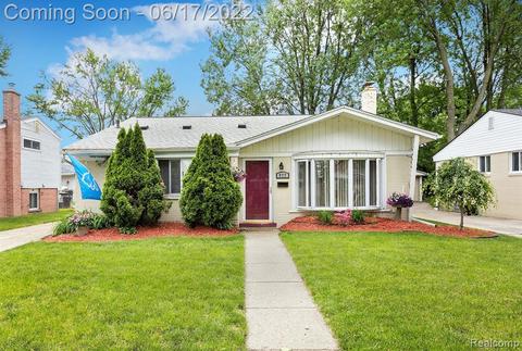 977 Dreon Dr, Clawson, MI 48017 photo 1