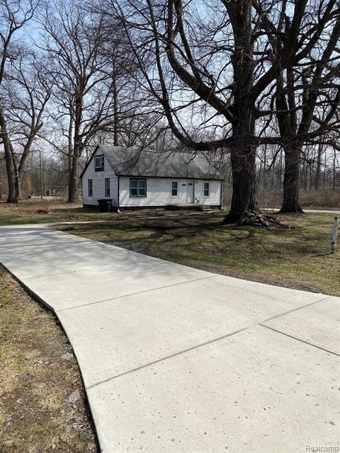 15843 Mcguire St, Taylor, MI 48180 photo 1