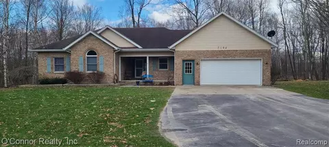 7194 Townsend Rd, Applegate, MI 48401 photo 1