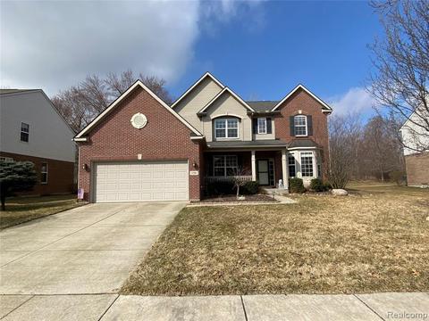 3310 Everett Dr, Rochester Hills, MI 48307 photo 1