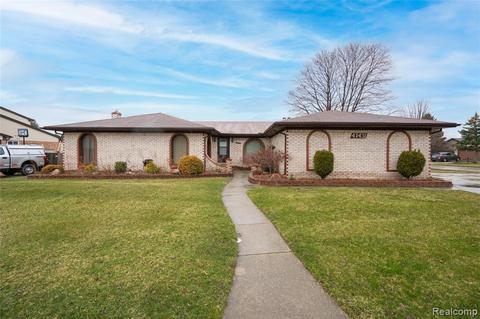 47431 Savannah Dr, Macomb, MI 48044 photo 1