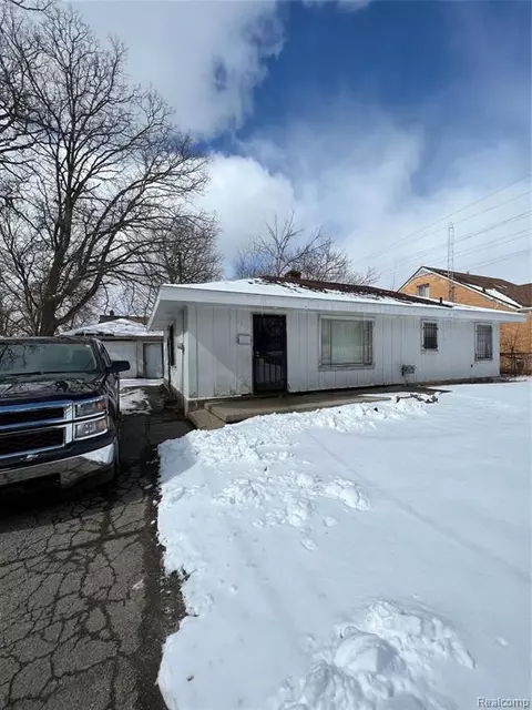 3225 Proctor Ave, Flint, MI 48504 photo 1