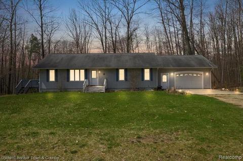4721 Adams Rd, Gladwin, MI 48624 photo 1