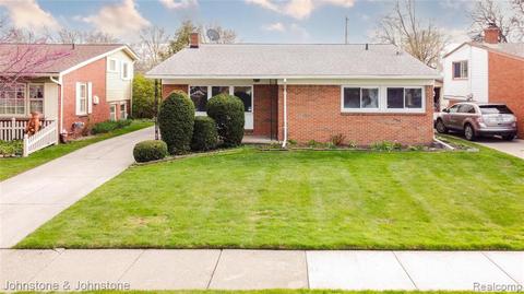 18210 Rainbow, Fraser, MI 48026 photo 1