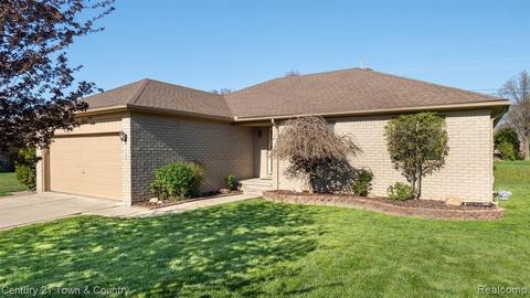 47488 Dallas Ln, Macomb, MI 48044 photo 1