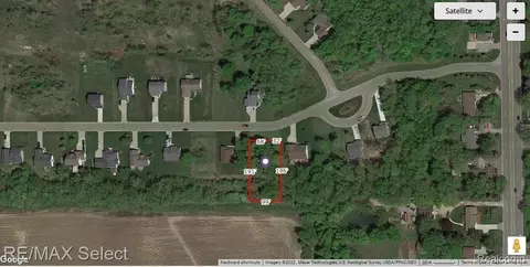 7075 Saratoga Dr, Clayton, MI 48532