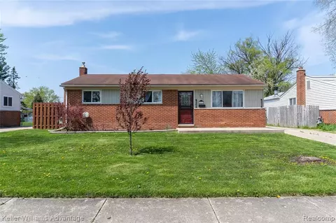 15784 Oakbrook St, Romulus, MI 48174 photo 1