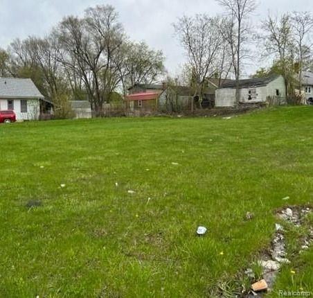 2541 Corunna Rd, Flint, MI 48503 photo 1