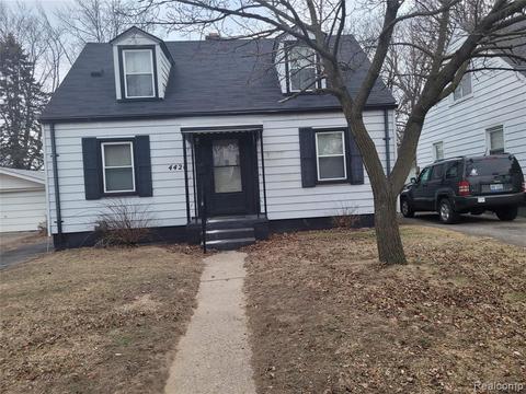 4426 Chamberlain St, Wayne, MI 48184 photo 1