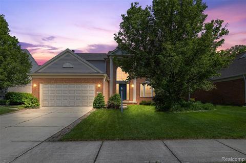 19879 Gallahad Dr, Macomb, MI 48044 photo 1