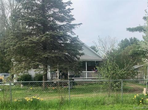 1889 E Deckerville Rd, Caro, MI 48723 photo 1