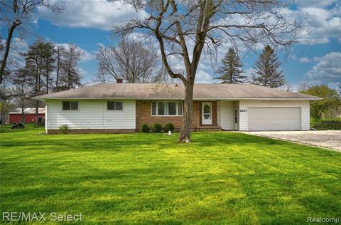 6237 E Pierson Rd, Flint, MI 48506 photo 1
