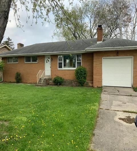 647 Ruff Dr, Monroe, MI 48162 photo 1
