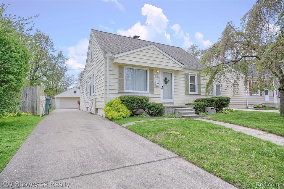 1216 Donald Ave, Royal Oak, MI 48073 28 Photos MLS 2220036082 Movoto