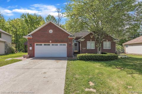 9571 Rachel Rd, Clay, MI 48001 photo 1