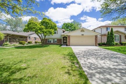 46232 Meadow Ln, Macomb, MI 48044 photo 1