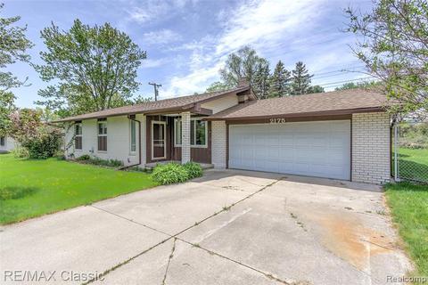 2175 Ormond Rd, White Lake, MI 48383 photo 1