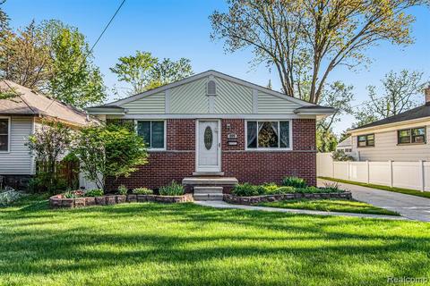 899 Hendrickson Blvd, Clawson, MI 48017 photo 1