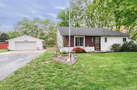 11401 Wing Dr, Clio, MI 48420 photo 1