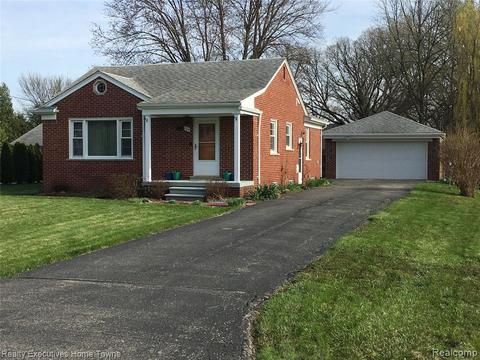 884 Vanderpool Dr, Troy, MI 48083 photo 1