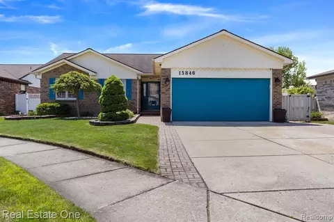 15846 Frisco Dr, Macomb, MI 48044 photo 1
