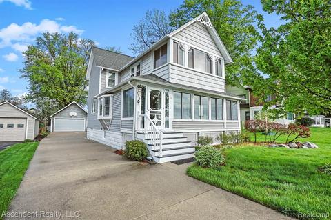 220 Edgewater Dr, Algonac, MI 48001 photo 1