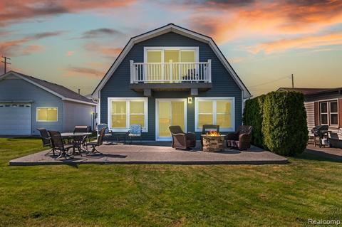 8508 Anchor Bay Dr, Clay, MI 48001