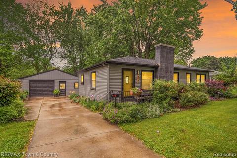 372 W River Rd, Flushing, MI 48433 photo 1