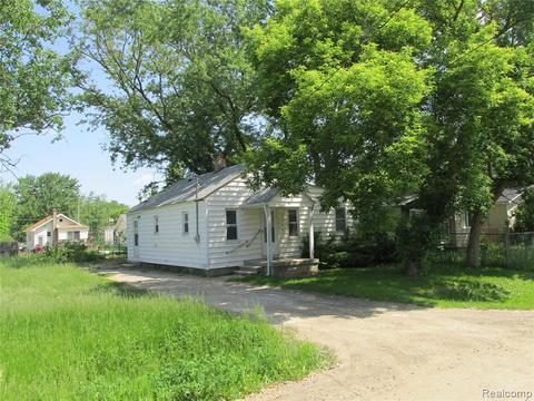 3198 Whitney Ave, Flint, MI 48532 photo 1