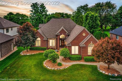 47557 Hidden Meadows Dr, Macomb, MI 48044 photo 1