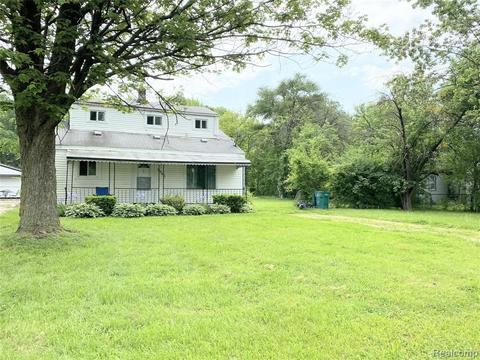 6963 Ball Rd, Romulus, MI 48174 photo 1