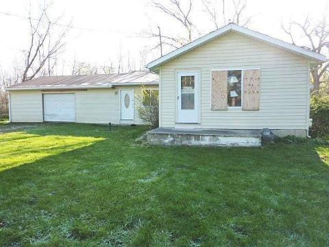2365 Mallison Ave, Flint, MI 48532 photo 1