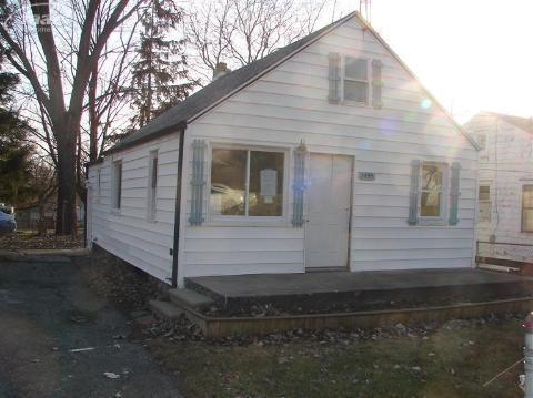 2495 Devonshire St, Flint, MI 48504 photo 1
