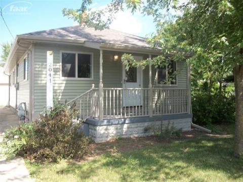 2041 Lambden Rd, Flint, MI 48532 photo 1