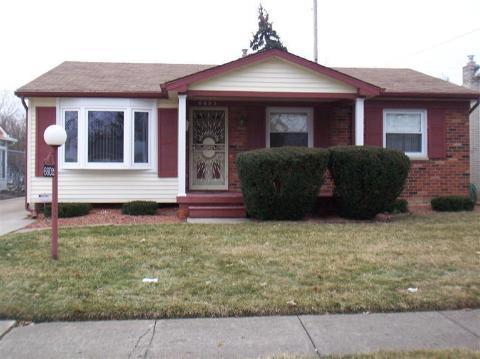 6802 Colonial Dr, Flint, MI 48505 photo 1