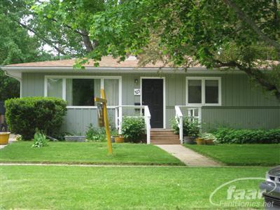 415 Crestview St, Flushing, MI 48433 photo 1