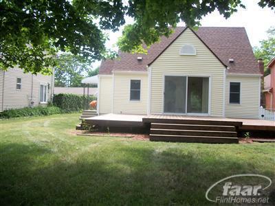 4089 Mitchell Dr, Flint, MI 48506 photo 1
