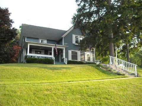 217 Emily St, Flushing, MI 48433 photo 1
