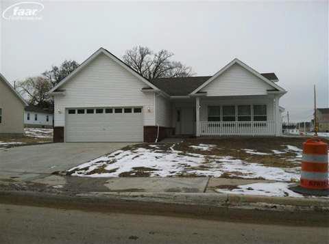 1414 Root St, Flint, MI 48503 photo 1